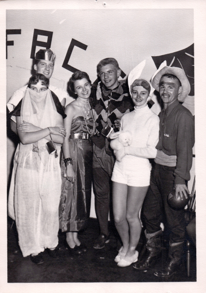 1950s_ChuckDonnaCollege-1