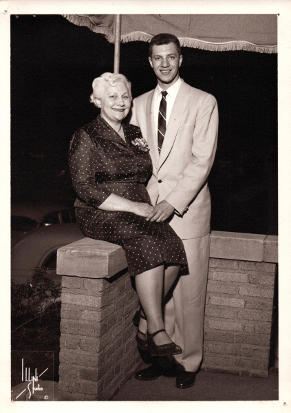1950s_ChuckDonnaCollege-13