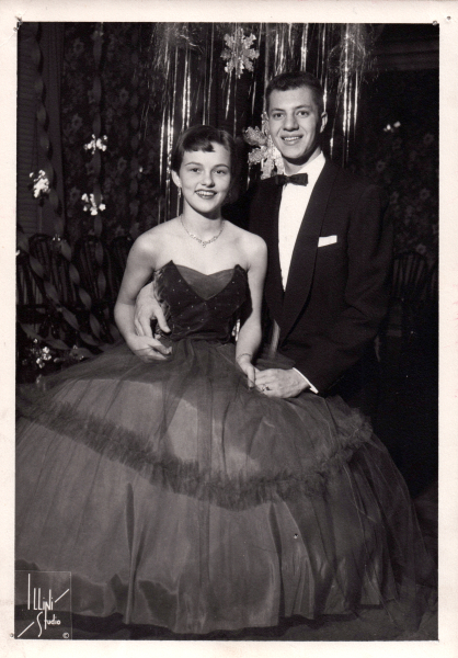 1950s_ChuckDonnaCollege-8